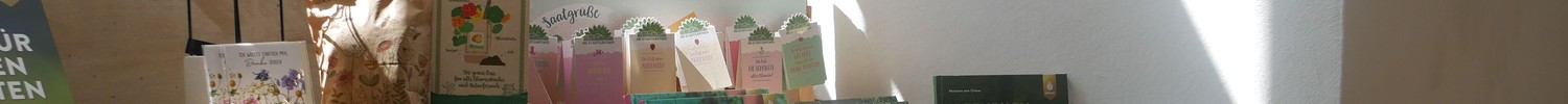 Bereich im Klosterladen mit Artikeln zum Thema "Nachhaltig gärtnern".